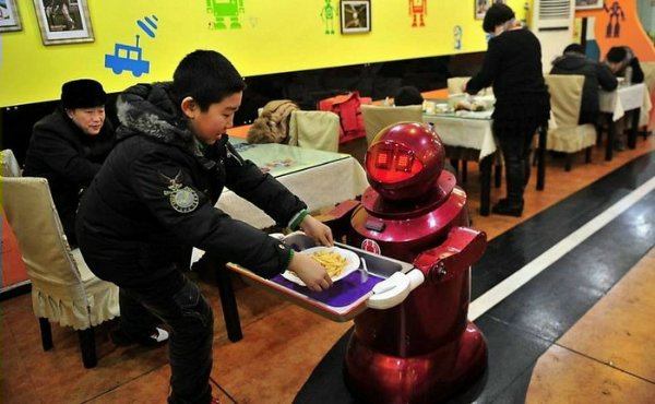 Роботы китайского ресторана 4