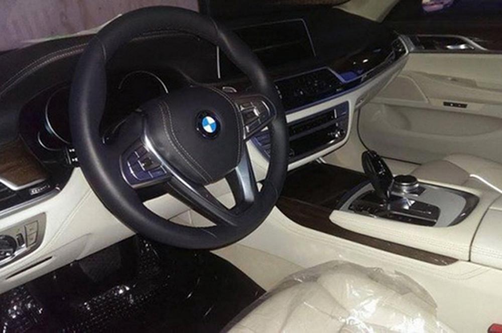 В интернет слили снимки нового седана BMW 7 Series