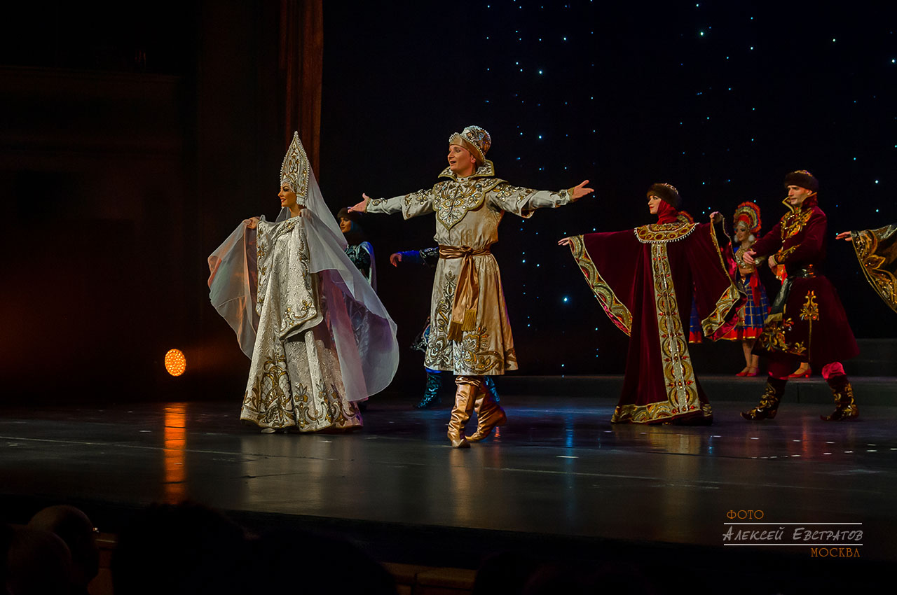 Юбилейный концерт театра танца Гжель на сцене Новой оперы