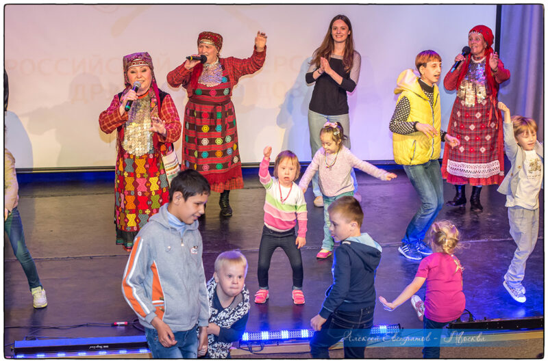 Благотворительный концерт "Бурановские бабушки" в День России