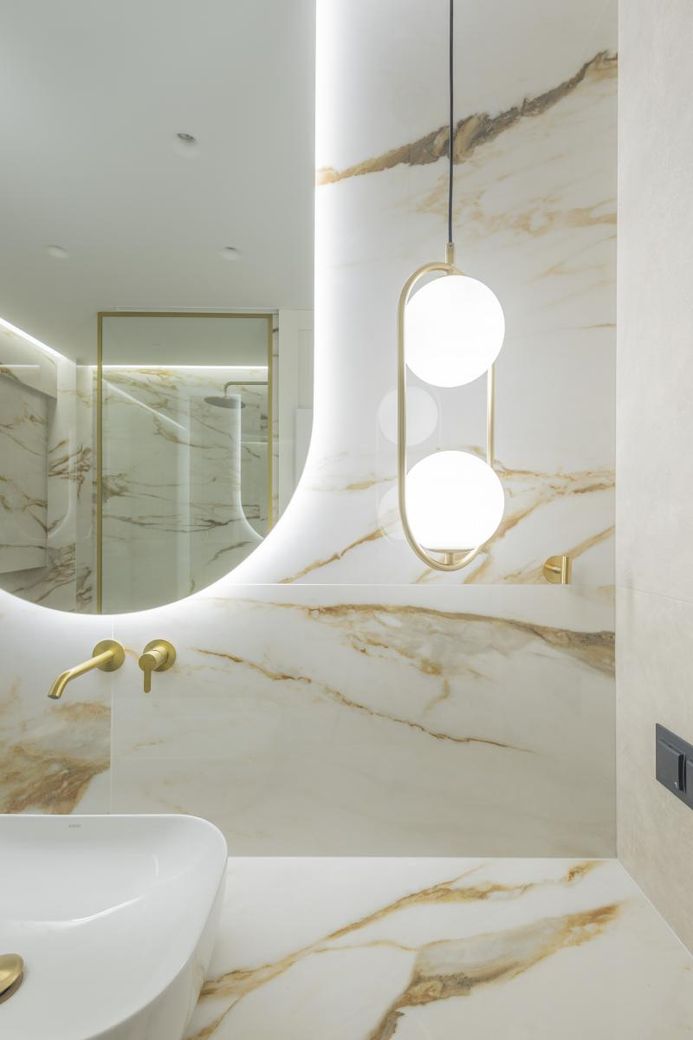 Bagni eleganti in appartamento, Grecia