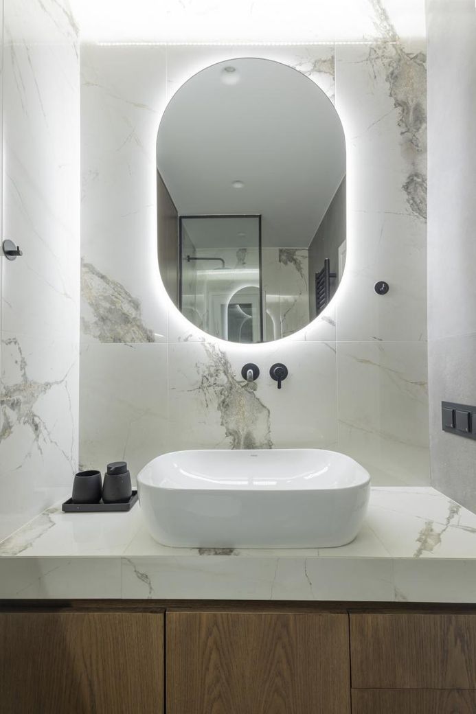 Bagni eleganti in appartamento, Grecia