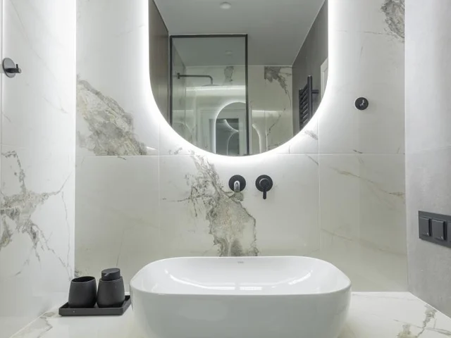 Bagni eleganti in appartamento, Grecia