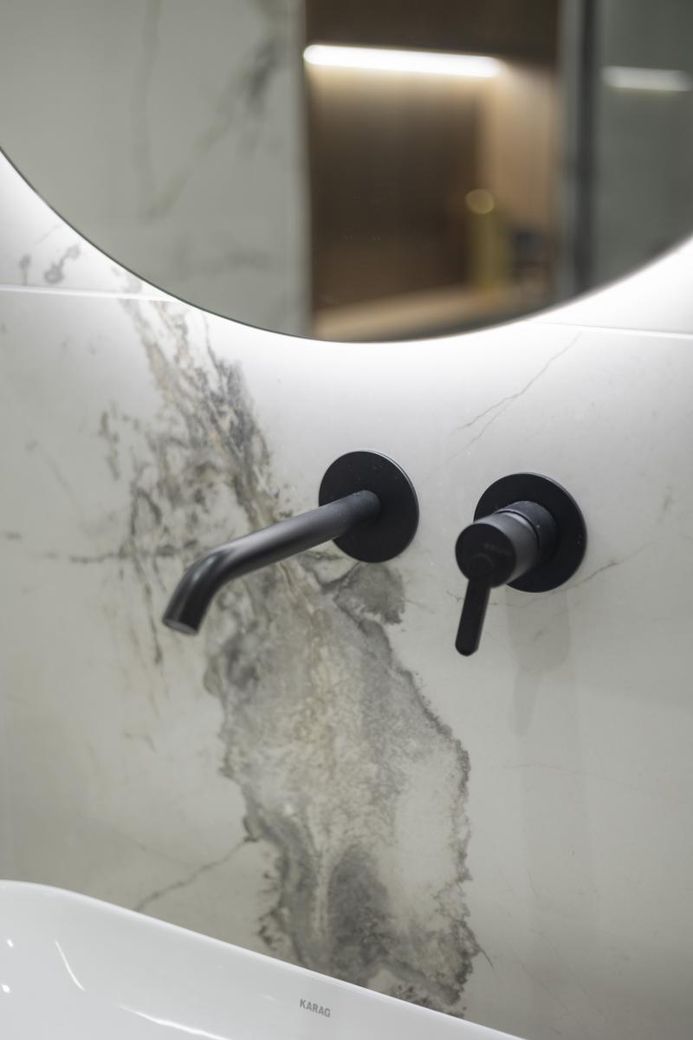 Bagni eleganti in appartamento, Grecia