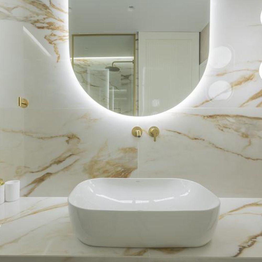 Bagni eleganti in appartamento, Grecia