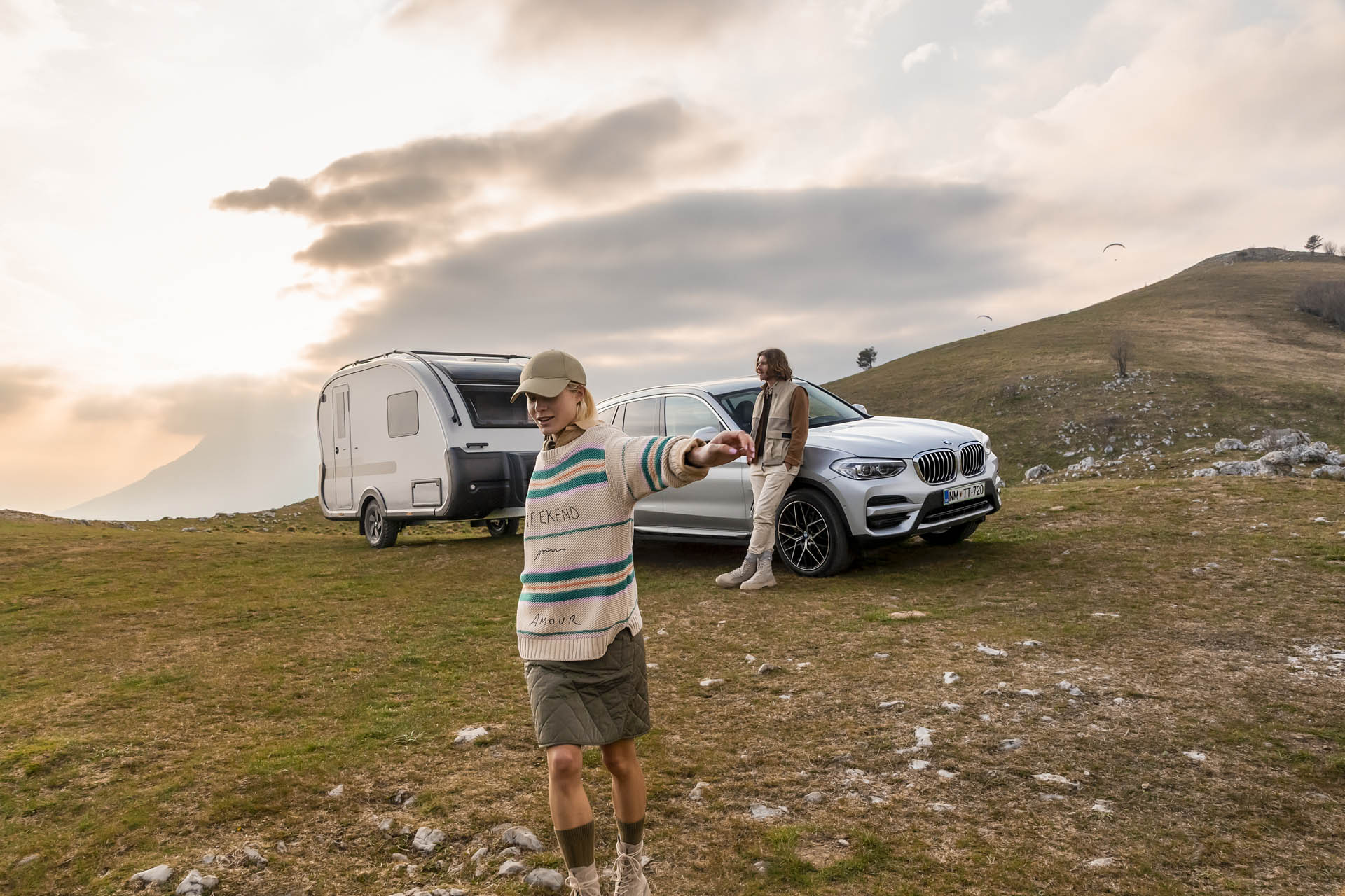 Voyagez, profitez du grand air et savourez la nature à l’état pur : avec la caravane Action Sports, vous voyagerez dans un logement confortable.