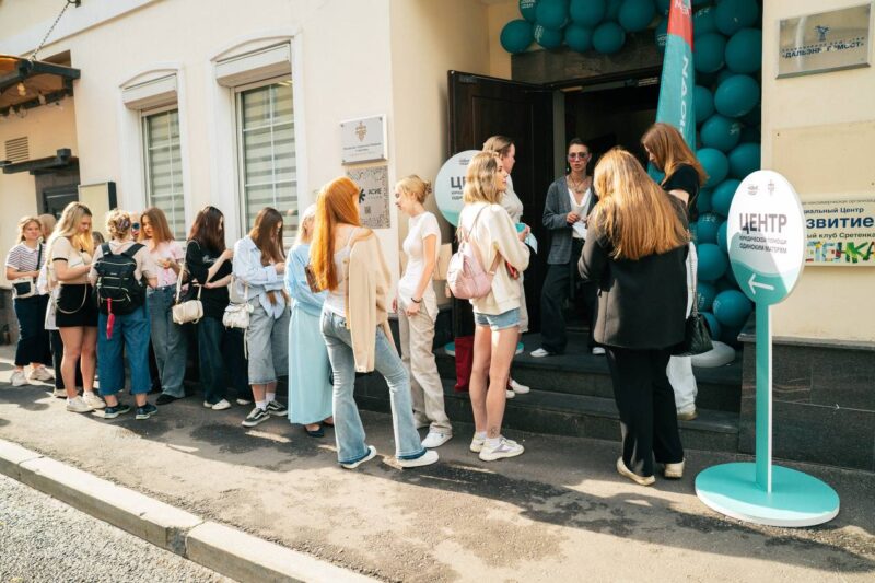 «Новые люди» запустили в Москве штаб бесплатной юридической помощи для одиноких матерей