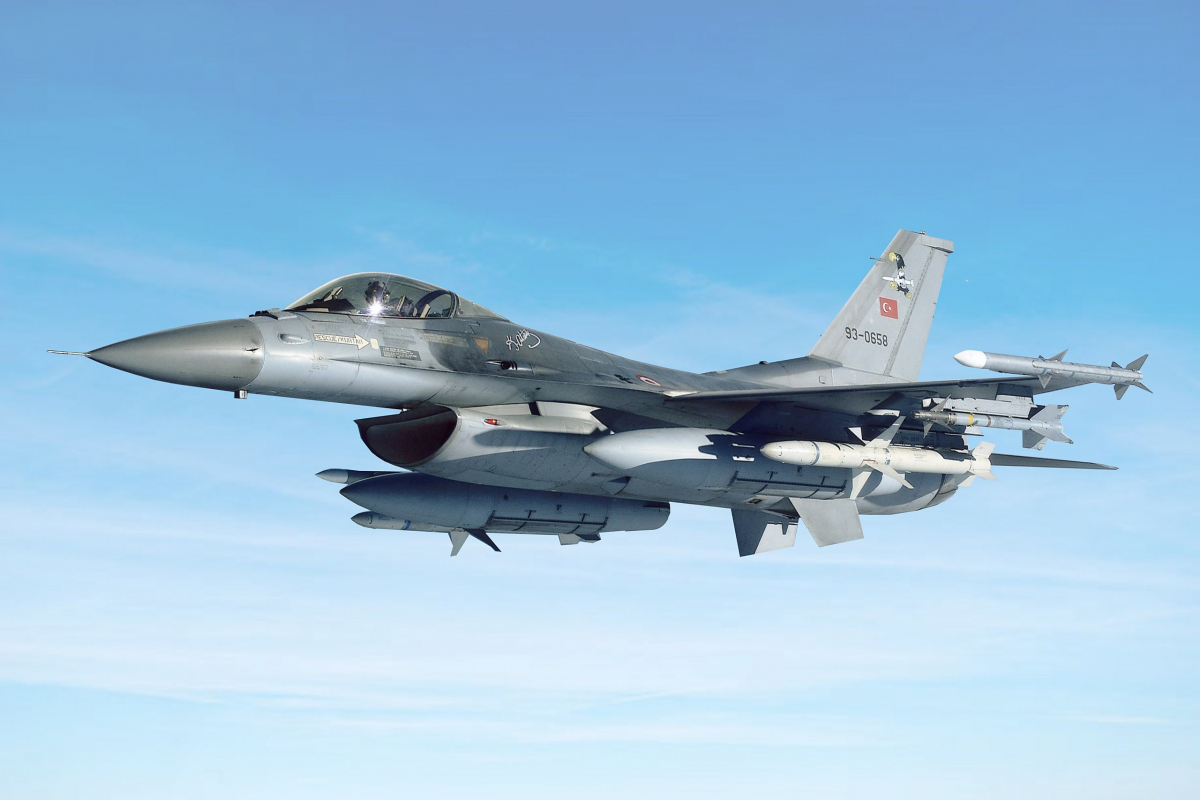 La Turquie accuse la Grèce d'avoir mené des "actions hostiles" contre des chasseurs F-16