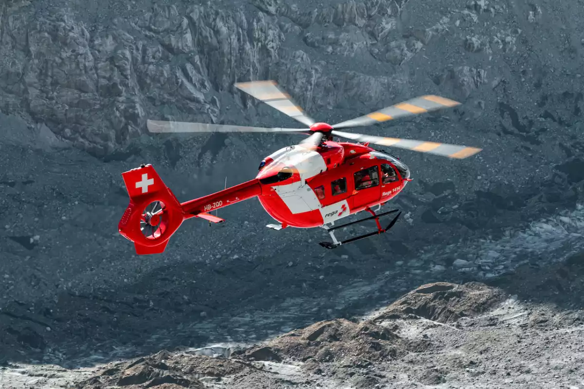 La Rega commande 12 Airbus H145 à cinq pales supplémentaires pour ses bases de montagne.