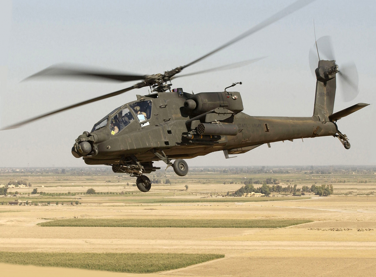 Les hélicoptères Apache américains en exercice en Corée du Sud