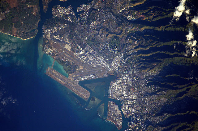 Earth seen from space by Thomas Pesquet: 7) Honolulu