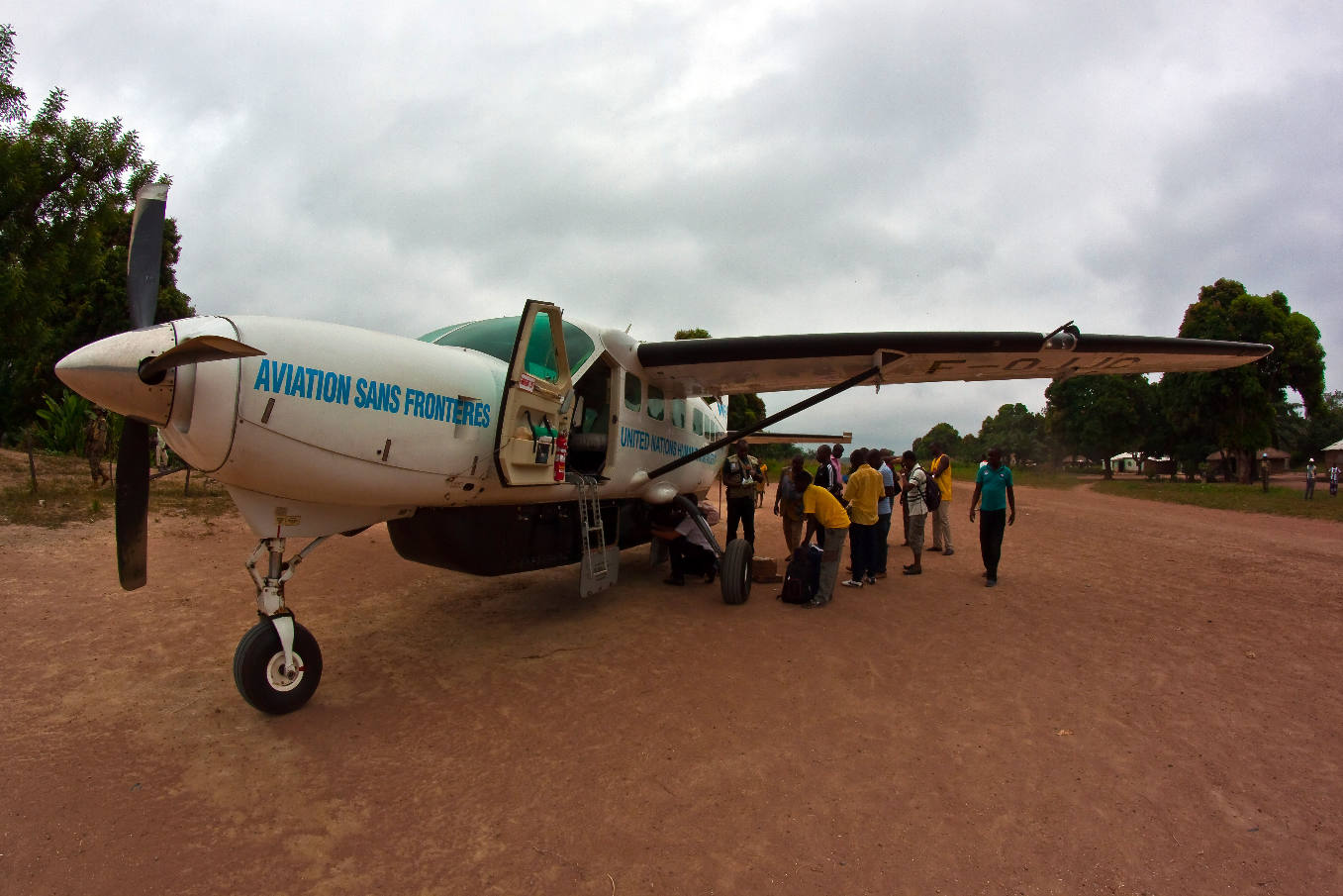 Aviation Sans Frontières vole au secours des personnes les plus fragiles.