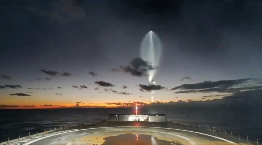 Vue d’un lancement de SpaceX… complètement barge