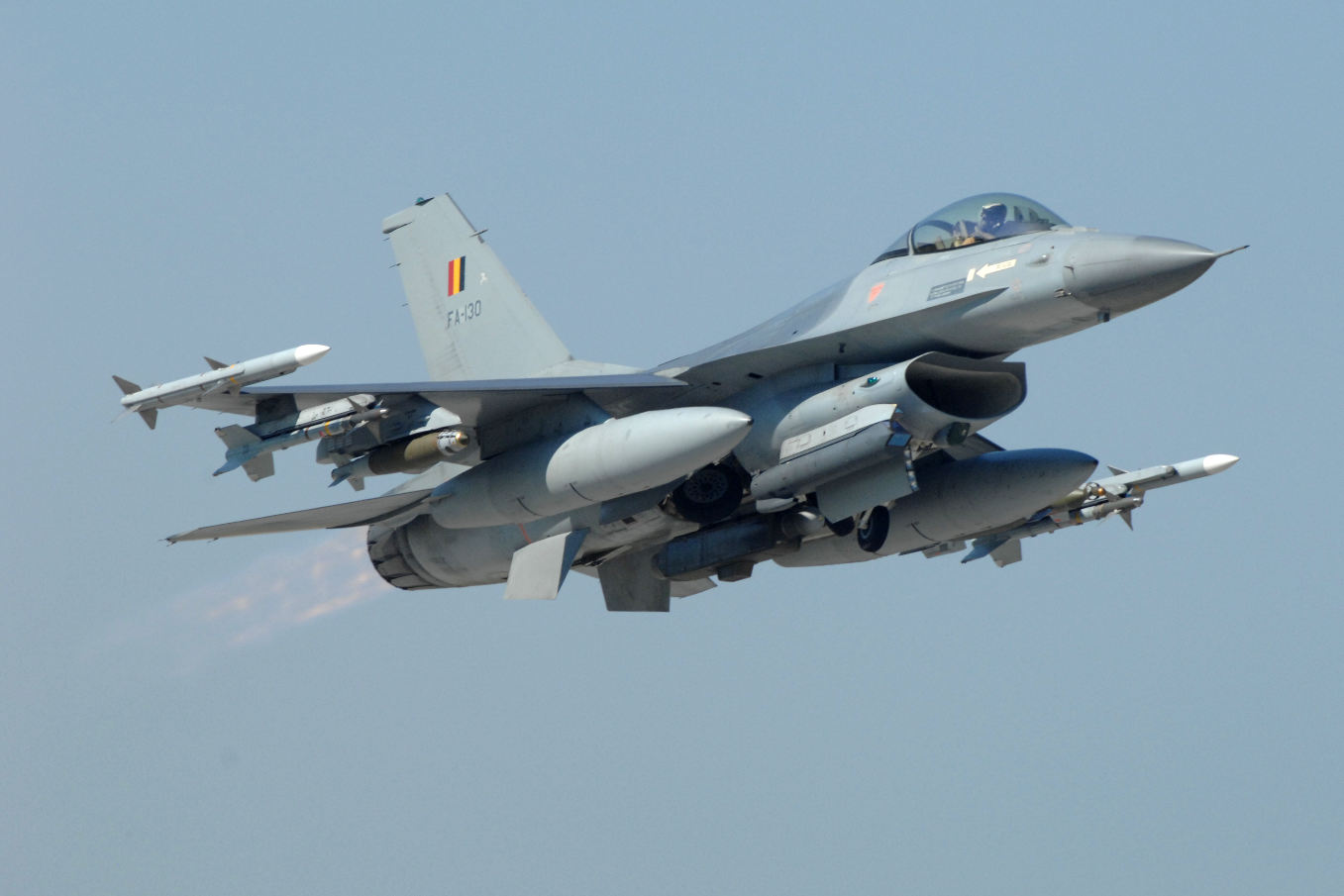 Prolongation des F-16 belges en Syrie