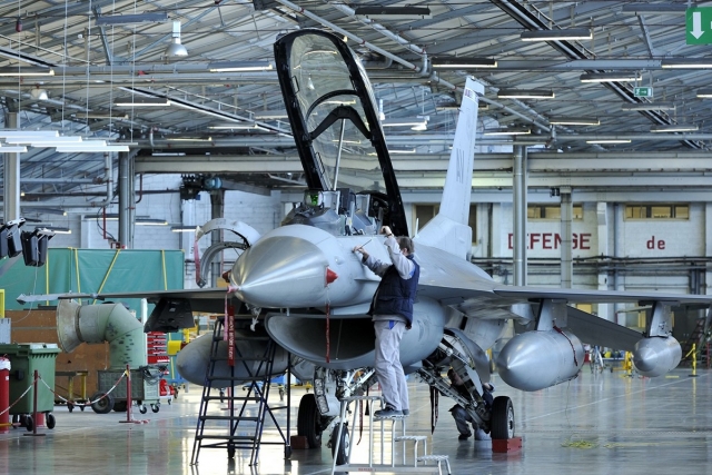 La SABCA garde finalement l'entretien d'une partie des F-16 de l'USAF en Europe... et aux États-Unis !