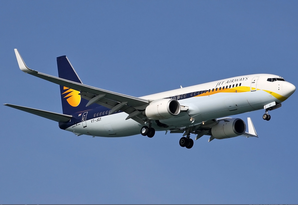 Jet Airways négocie 100 moyen-courriers avec Airbus et Boeing