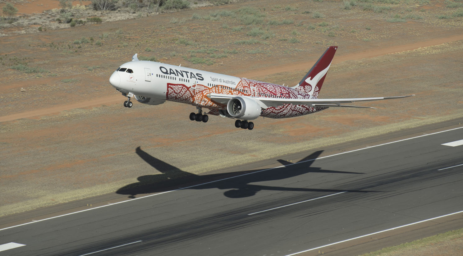 Qantas completes first direct flight from Australia to Europe