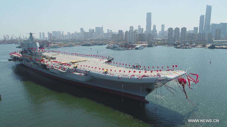 La Chine met son deuxième porte-avions à l'eau