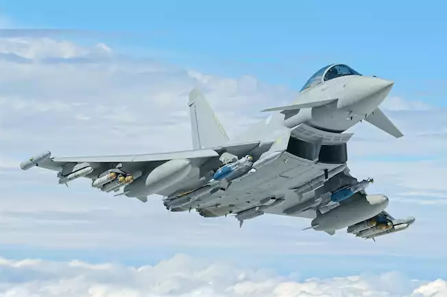 Un Eurofighter Typhoon de l'armée de l'air britannique