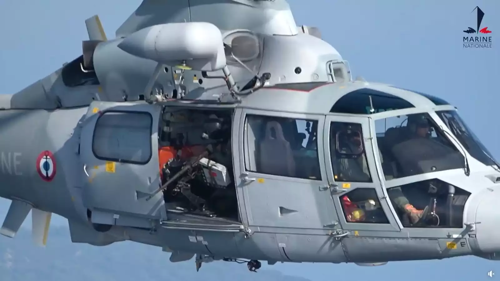 Un hélicoptère de la Marine nationale abat un drone houthi
