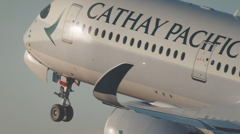 Cathay Pacific pousse ses fréquences à Paris