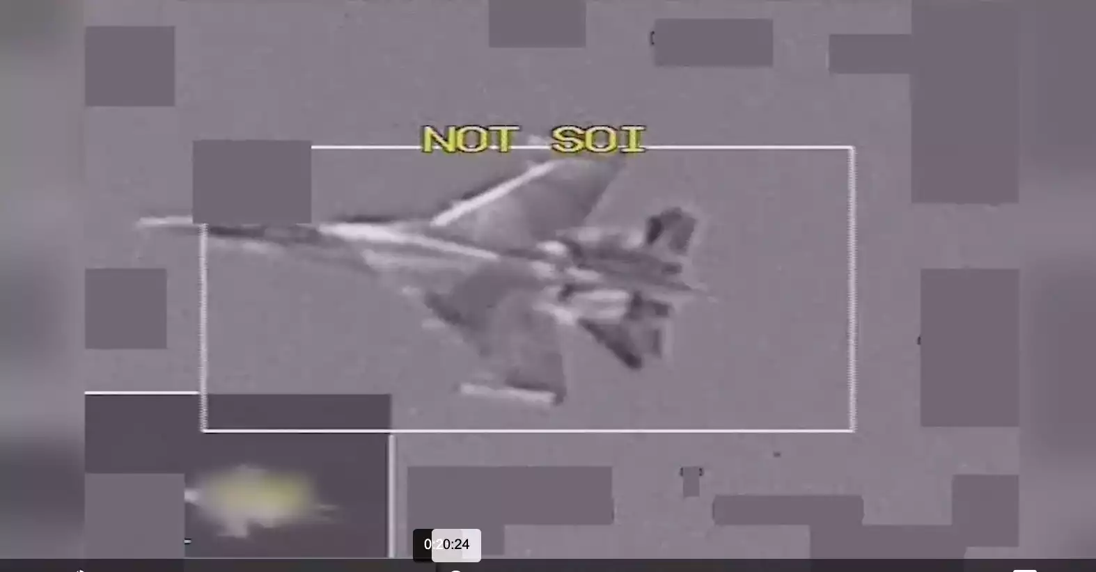 Interception dangereuse d'un Su-35 russe avec un F-16 Fighting Falcon américain