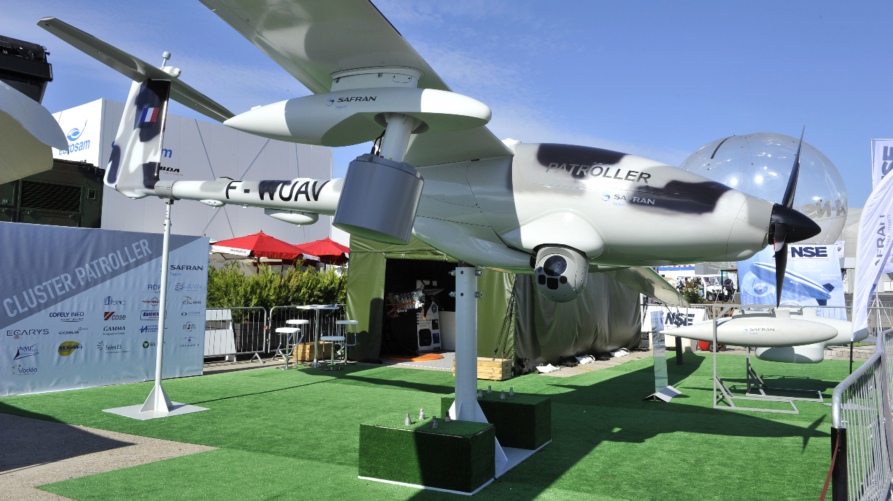 Bourget 2015 : 25 ans de drones et le cluster Patroller
