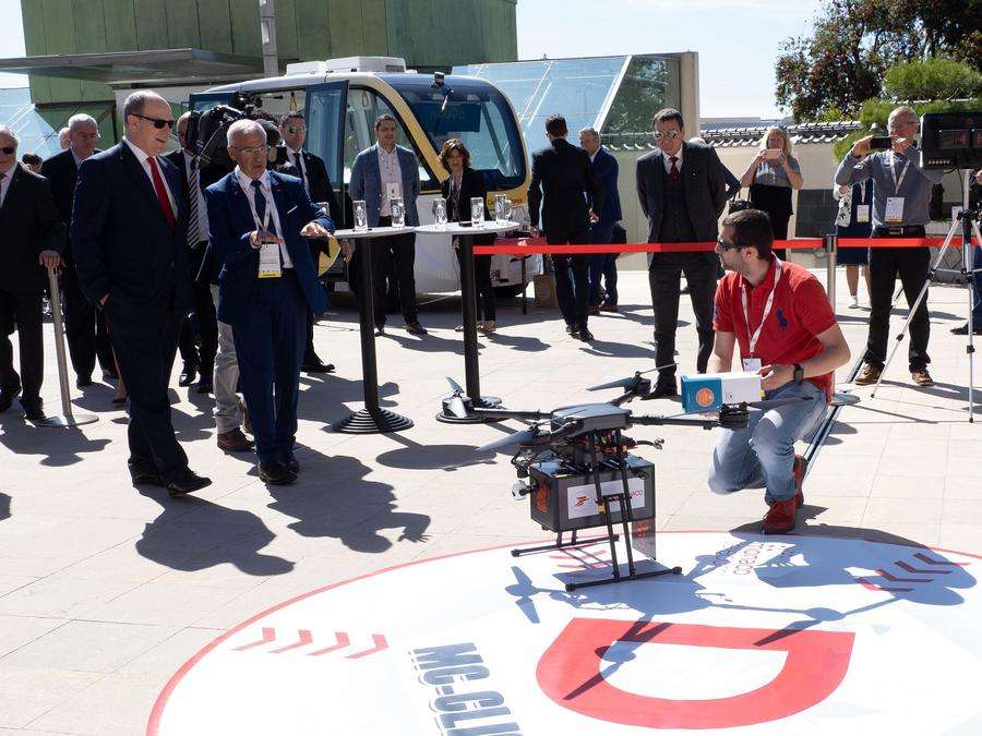 Monaco réalise une livraison par drones
