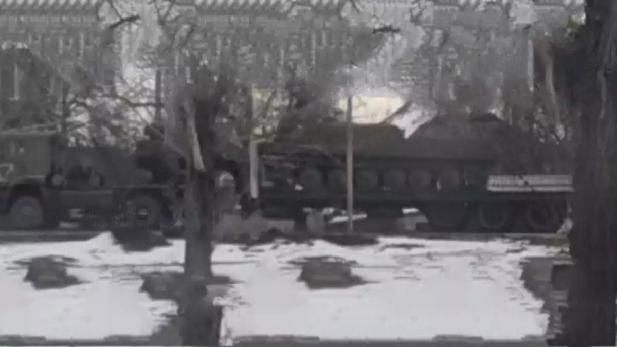 La Russie déploie des blindés BTR-50 produits entre 1954 et 1970
