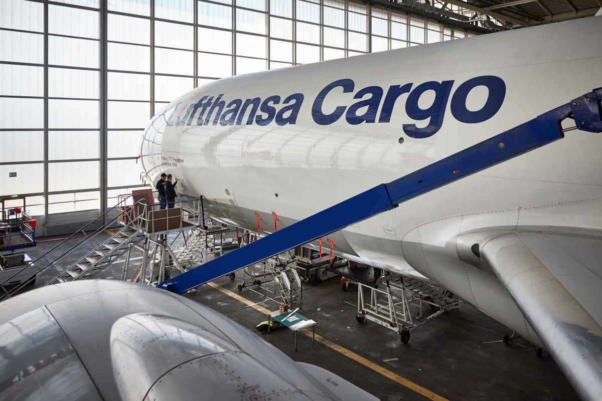 Le premier cargo modifié avec AeroSHARK entre en service