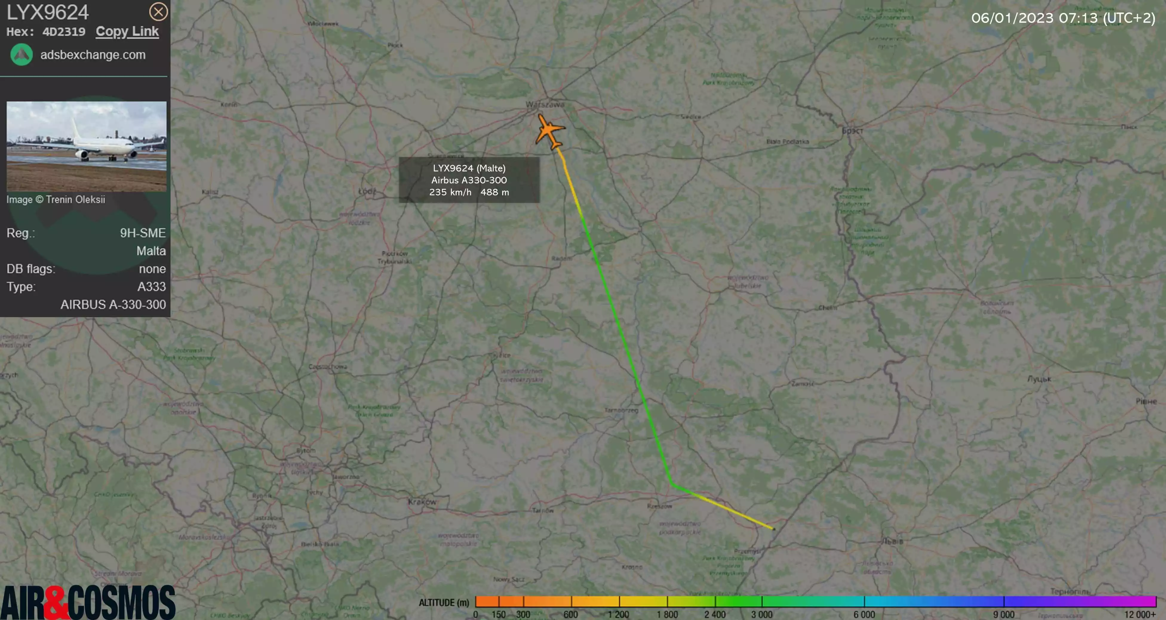 Tout juste sorti d'Ukraine, l'A330 de SmartLynx était visible sur les sites de live tracking.