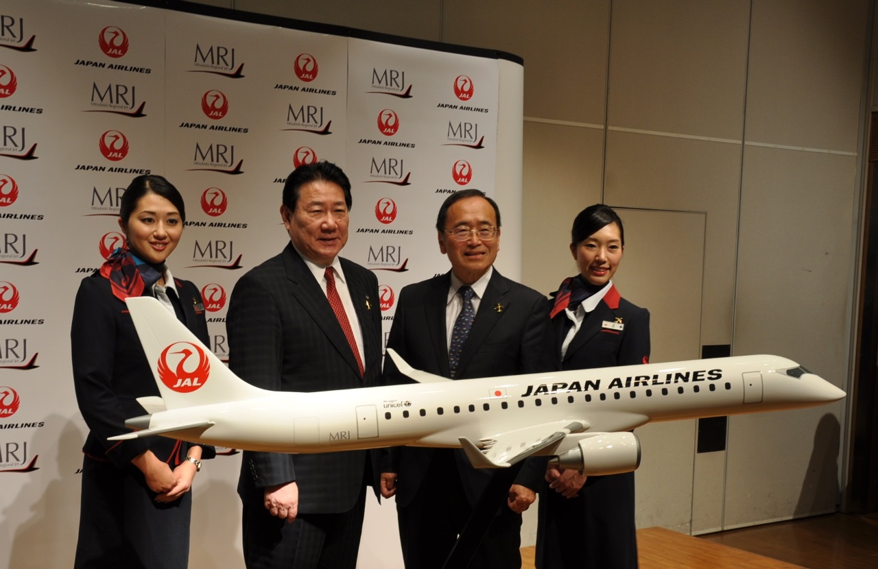 Japan Airlines se renforce avec des E-Jets et des MRJ