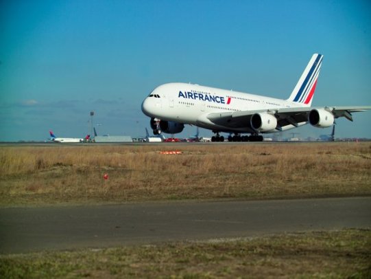 Panne de réacteur : Un Airbus 380 d'Air France contraint de faire demi-tour