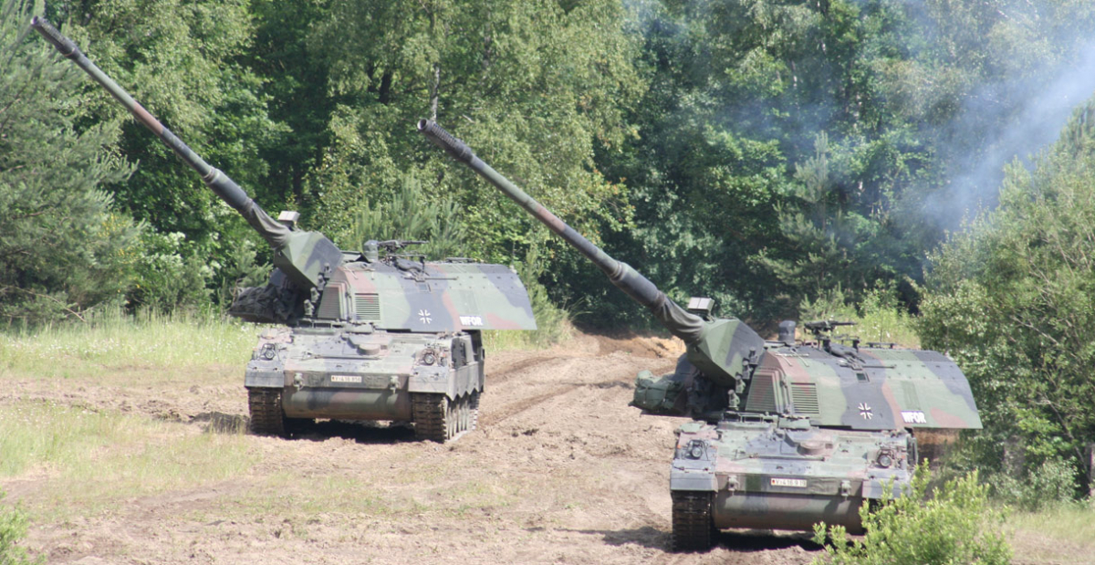 L'Allemagne donne son feu vert pour la production de 100 PzH 2000 pour l'Ukraine