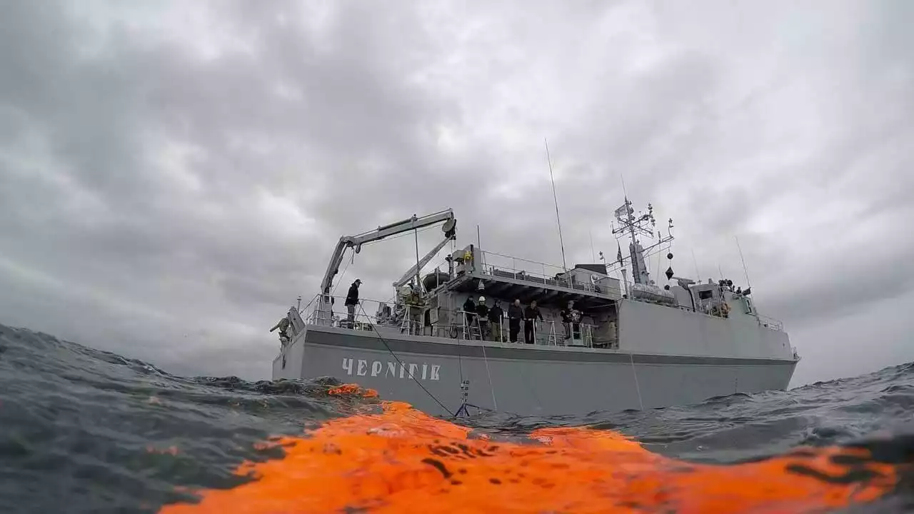Photo du chasseur de mines Chernihiv prise par un drone sous-marin téléopéré Sea Fox (probablement I).