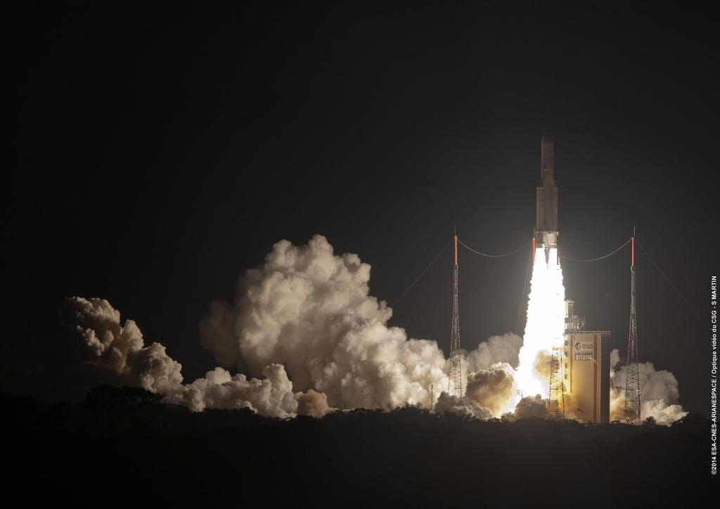 Ariane 5 lance deux satellites pour l'Amérique latine