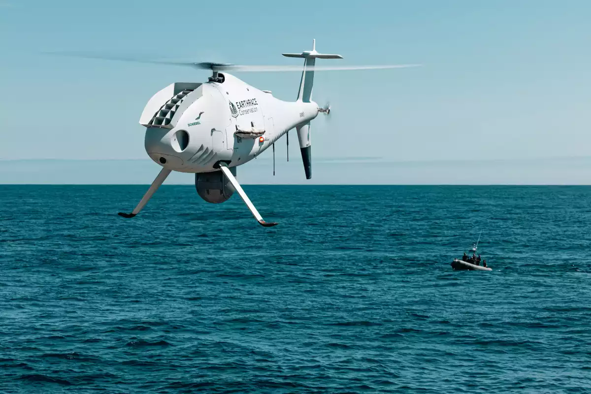 Un nouveau système de drones aériens par Thales et Schiebel pour la royal Navy