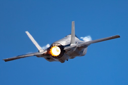 Les États-Unis et les Émirats arabes unis: vente potentielle de chasseurs furtifs F-35 et de drones MQ-9 Reaper pour près de 23 Milliards de dollars