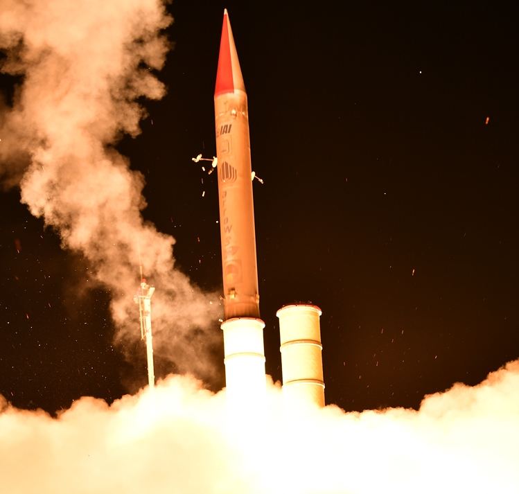 Israël : test réussi pour le missile Arrow 3