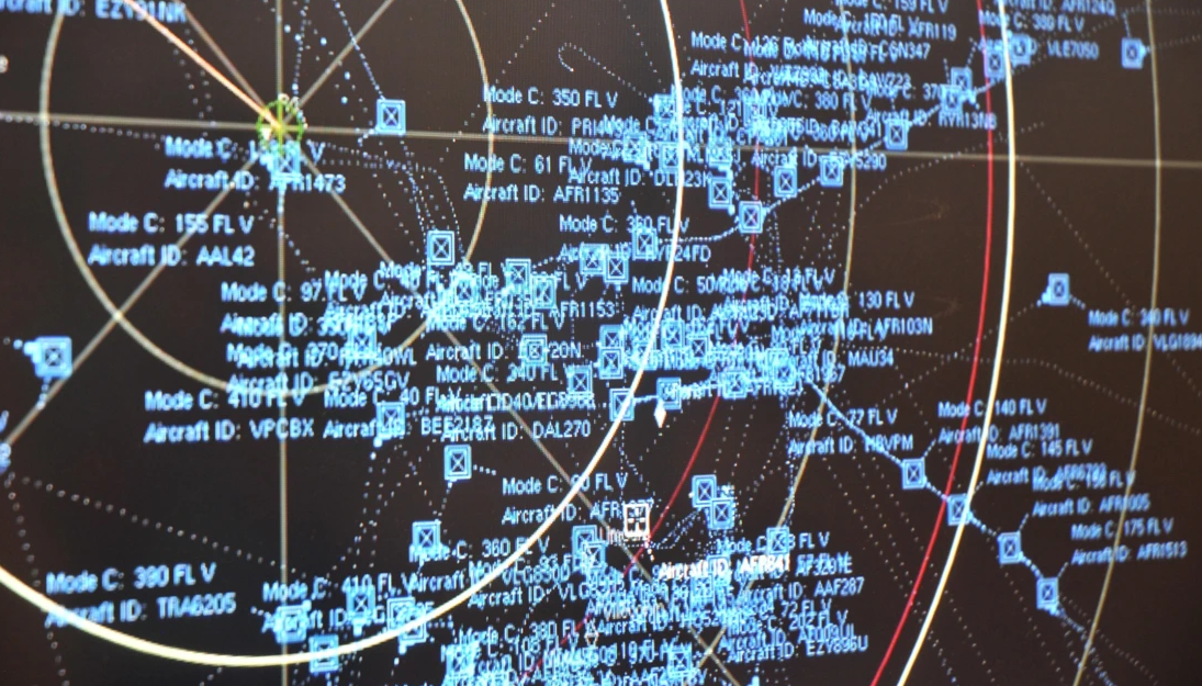 La FAA sélectionne les radars secondaires de Thales pour améliorer la gestion du trafic aérien