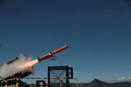 Second tir du missile anti-navire Marte ER de MBDA