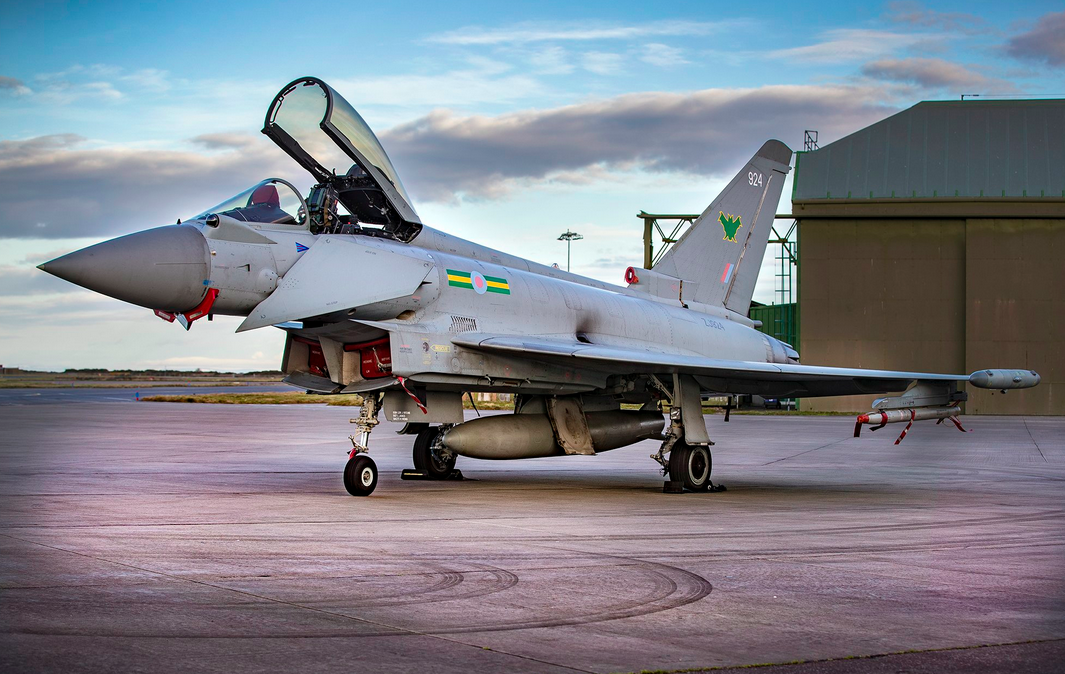 La RAF inaugure un nouvel escadron de Typhoon