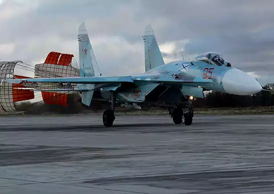 Su-27 (95 red) de la Flotte de la mer Baltique au retour d'un entrainement (25 octobre 2022).
