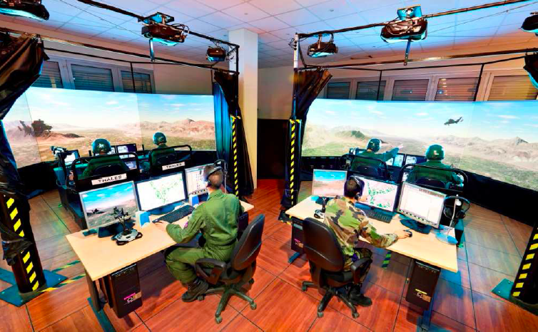 Les pilotes d'hélicoptères sénégalais s'entraînent sur des systèmes Thales