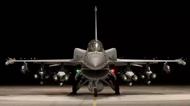 Le F-16 acquiert des capacités inédites en guerre électronique pour sa version "Viper"