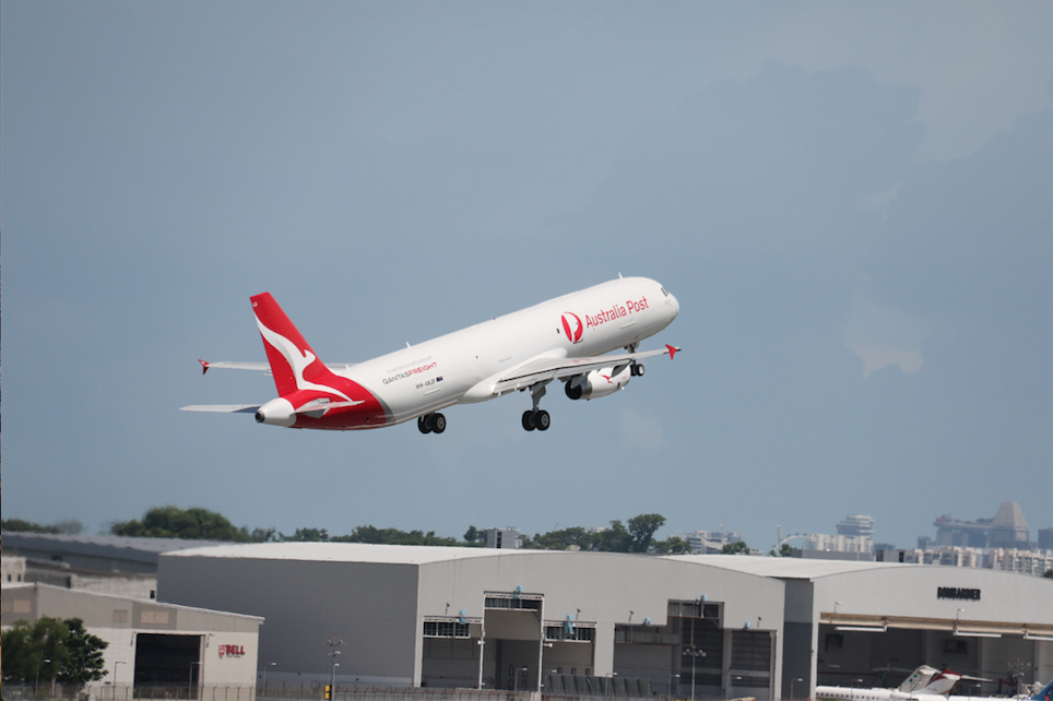 Première mondiale : Vallair livre le premier A321 converti en cargo à Qantas Freight