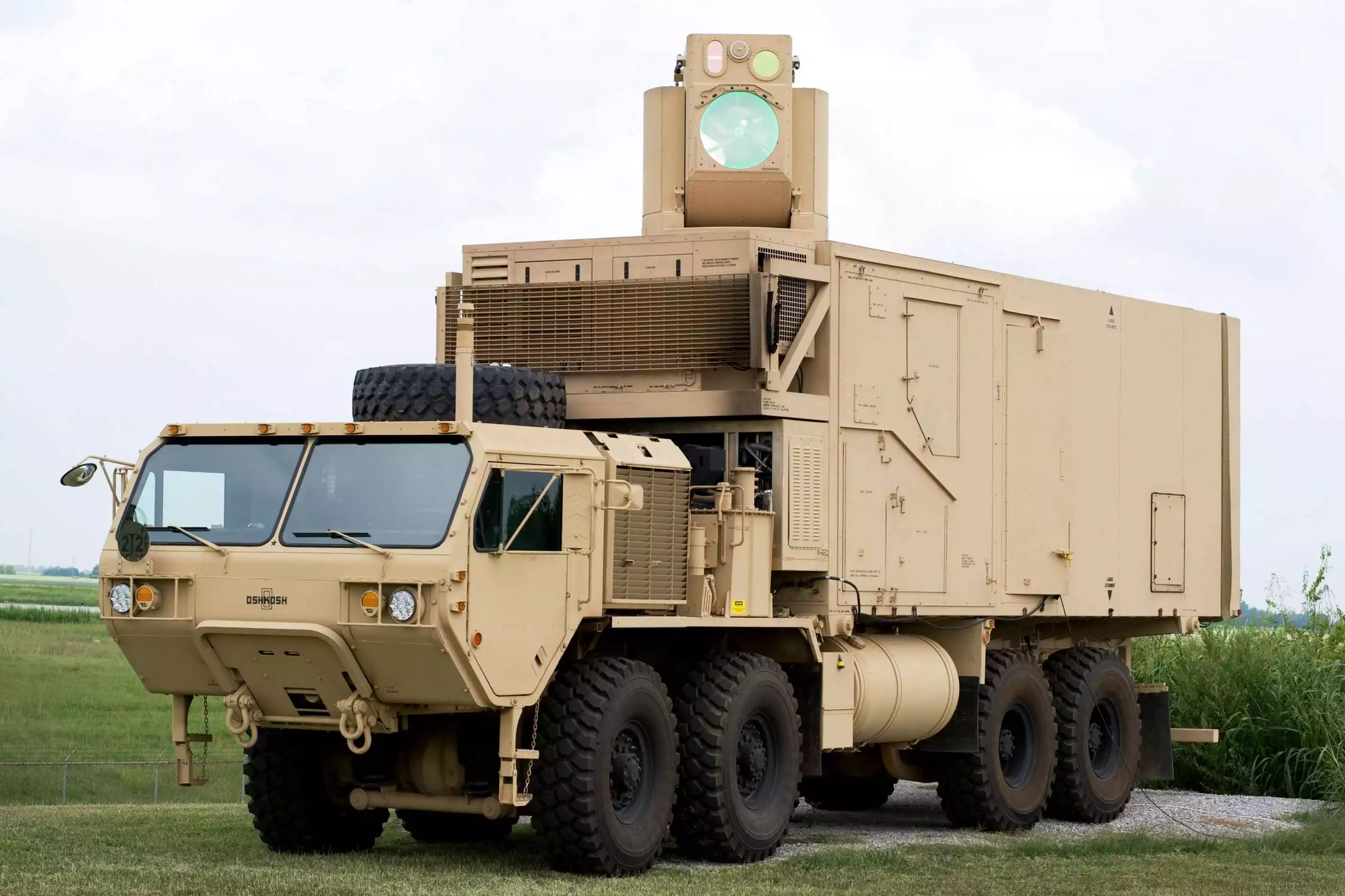Représentation du Valkyrie, un camion de transport lourd équipé d'un laser antiaérien, anti-missile et C-RAM.