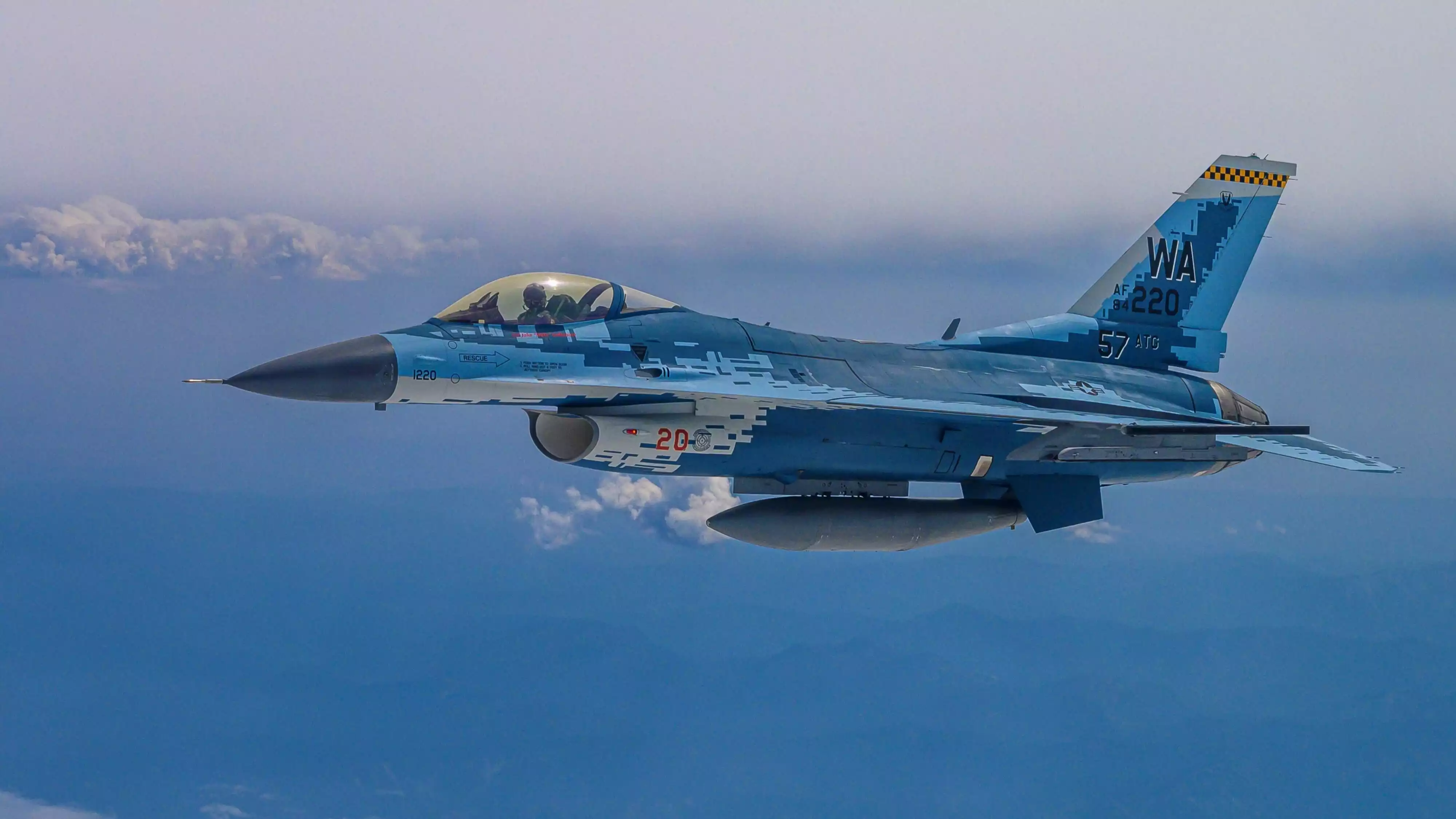 Contre-offensive ukrainienne sans F-16 : un échec assuré ?