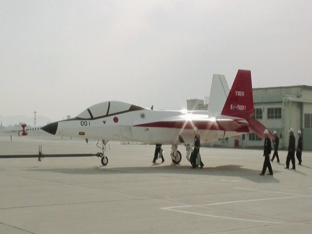 Le X-2 japonais a effectué son premier vol
