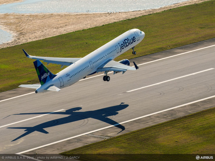 Airbus : premier vol du premier A321 "Made in USA"